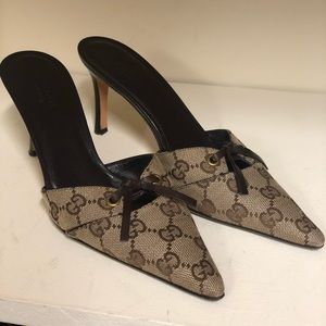 💯 authentic Gucci Shoes